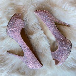 Enzo Anglioni 'Show You' Pump